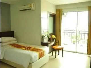 Patong Bay House酒店