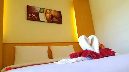 Patong Bay House Hotel