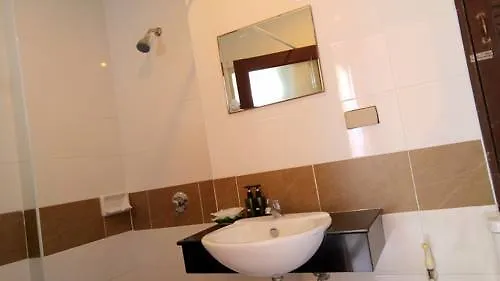 Patong Bay House Hotel